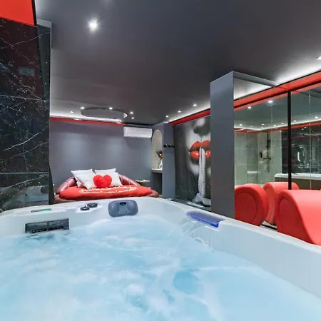 Secret Night 아파트 *